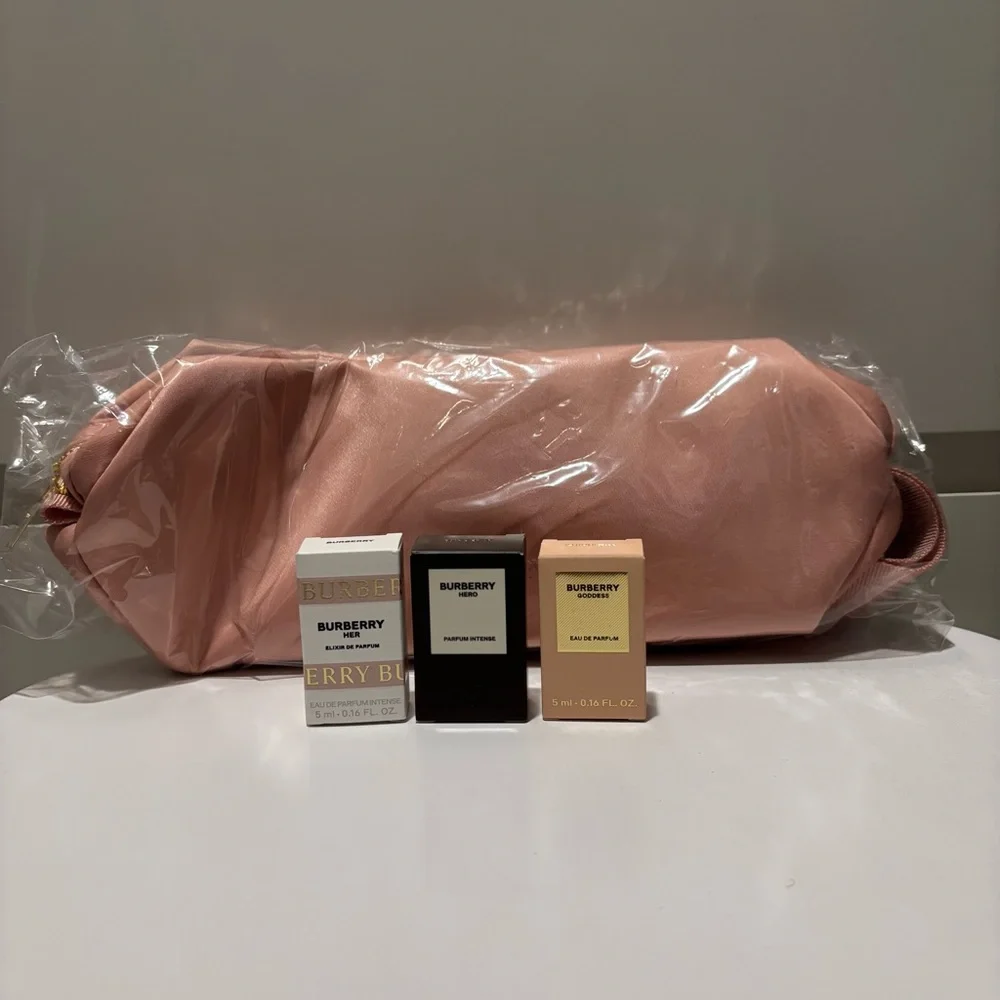 Burberry Gift Set of 3 minis and 1 pink pouch